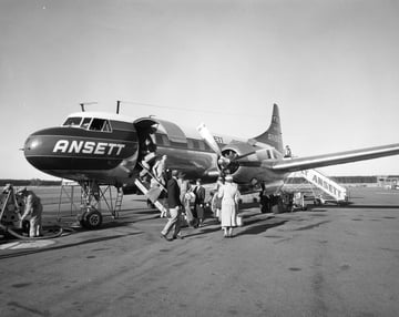 web_ansett-convair-cv-340-at-llanherne-1024x814